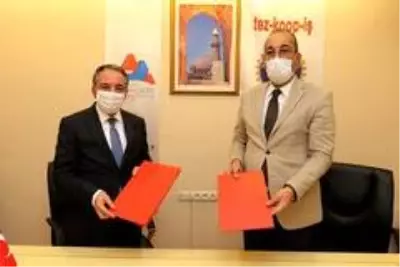 AİÇÜ'de Toplu İş Sözleşmesi İmzalandı AİÇÜ'de Toplu İş Sözleşmesi İmzalandı