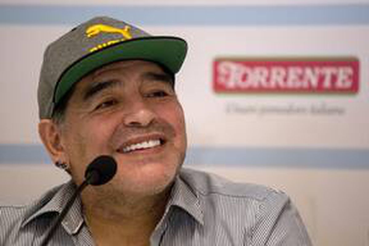 Arjantin Lig Kupası'na, hayatını kaybeden Maradona'nın ismi verildi