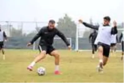 Atakaş Hatayspor'da Galatasaray maçı hazırlıkları başladı Atakaş Hatayspor'da Galatasaray maçı hazırlıkları başladı