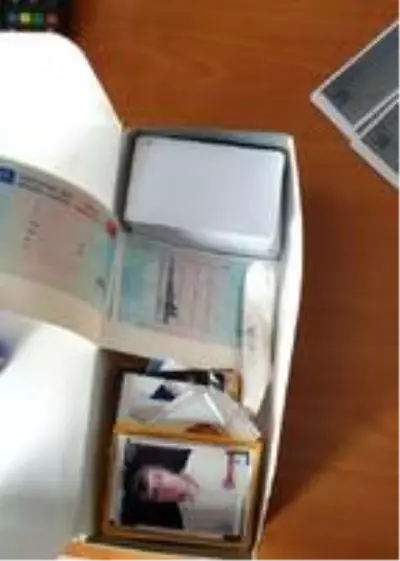 Son dakika! Ataşehir'de sahte para basılan matbaaya polisin baskın anı kamerada Son dakika! Ataşehir'de sahte para basılan matbaaya polisin baskın anı kamerada
