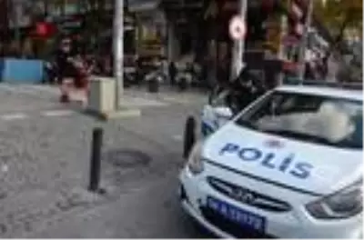 Polisin maskesiz gezerken durdurduğu kadın: Allah beni koruyor Polisin maskesiz gezerken durdurduğu kadın: Allah beni koruyor