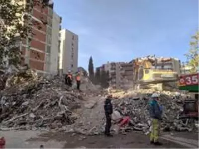 Aydın Mimarlar Odası Başkanı Kazıcı; 'Aydın'da sağlıksız yapılar oldukça fazla' Aydın Mimarlar Odası Başkanı Kazıcı; 'Aydın'da sağlıksız yapılar oldukça fazla'