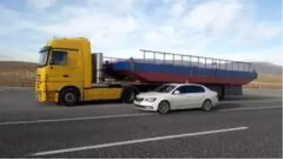 Baraj dubasının Trabzon'dan Adana'ya 750 km'lik zorlu yolculuğu Baraj dubasının Trabzon'dan Adana'ya 750 km'lik zorlu yolculuğu