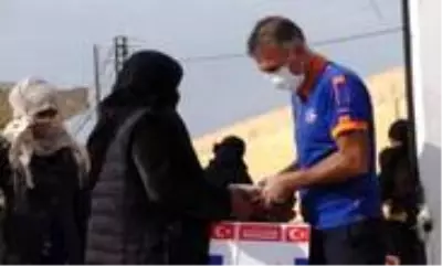 Barış Pınar'ında insani yardımlar sürüyor Barış Pınar'ında insani yardımlar sürüyor