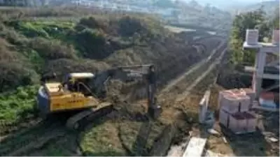 Başiskele Belediyesi yeni imar yolları açmaya devam ediyor Başiskele Belediyesi yeni imar yolları açmaya devam ediyor