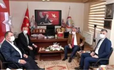 Başkan Başdeğirmen: 'Belediyelerimizle işbirliği içinde vatandaşlarımıza hizmet etmek istiyoruz' Başkan Başdeğirmen: 'Belediyelerimizle işbirliği içinde vatandaşlarımıza hizmet etmek istiyoruz'