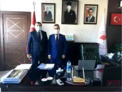 Başkan Şenlikoğlu Giresun'da yapılması planlanan projeler için Ankara'nın yolunu tuttu Başkan Şenlikoğlu Giresun'da yapılması planlanan projeler için Ankara'nın yolunu tuttu
