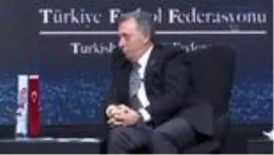 Beşiktaş Kulübü Başkanı Ahmet Nur Çebi: 'Geçmişi konuşacağız. Konuşmazsak çözüm bulamayız' Beşiktaş Kulübü Başkanı Ahmet Nur Çebi: 'Geçmişi konuşacağız. Konuşmazsak çözüm bulamayız'