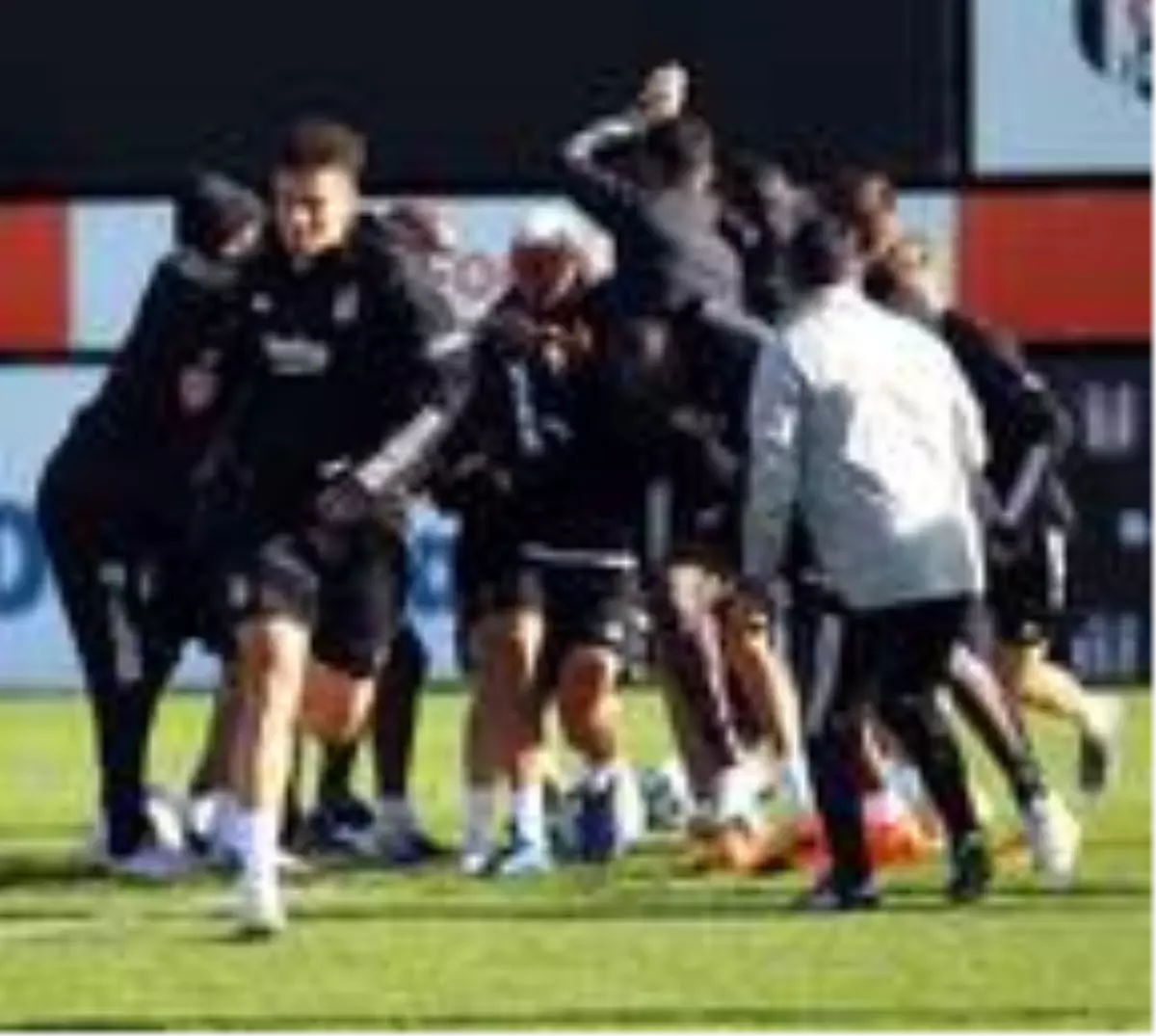 Beşiktaş'ta Hasic ve Welinton takımla çalıştı