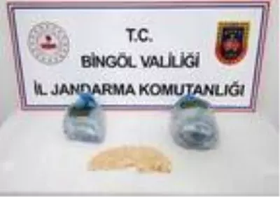 Bingöl'de sahte para ve uyuşturucuyla yakalanan şüpheliler tutuklandı Bingöl'de sahte para ve uyuşturucuyla yakalanan şüpheliler tutuklandı