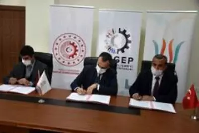 Bitlis'teki tandır ve çömlekçiliğe destek Bitlis'teki tandır ve çömlekçiliğe destek