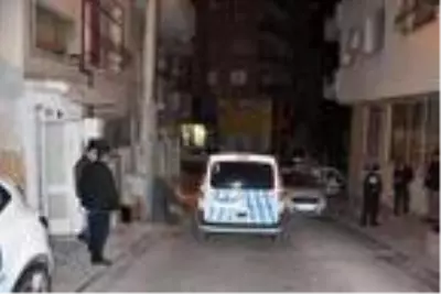 Buca'daki cinayetin şüphelisinden komşuları geçen hafta şikayetçi olmuş Buca'daki cinayetin şüphelisinden komşuları geçen hafta şikayetçi olmuş