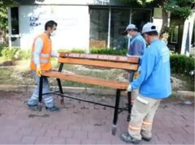 Büyükşehir, kent mobilyalarını atölyelerinde üretiyor Büyükşehir, kent mobilyalarını atölyelerinde üretiyor