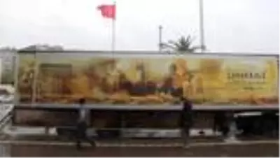 Çanakkale Savaşları Mobil Müzesi ziyaretçilerini ağırlıyor Çanakkale Savaşları Mobil Müzesi ziyaretçilerini ağırlıyor