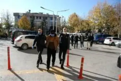 Son dakika haberleri... DEAŞ'ın İngilizce listesindeki sözde askerleri Afyon'da yakalandı Son dakika haberleri... DEAŞ'ın İngilizce listesindeki sözde askerleri Afyon'da yakalandı