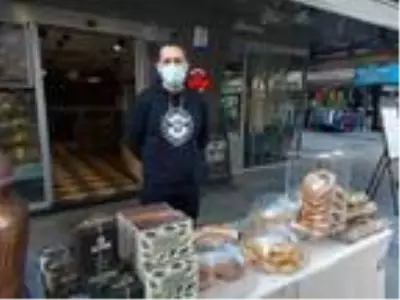 Depremden sonra vaka sayıları artan İzmir'de, sokaklar boşaldı Depremden sonra vaka sayıları artan İzmir'de, sokaklar boşaldı