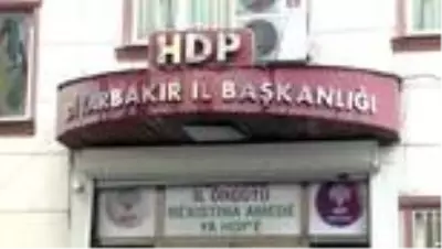 Son dakika haberleri: Diyarbakır anneleri evlatlarına kavuşmak için nöbeti sürdürmekte kararlı Son dakika haberleri: Diyarbakır anneleri evlatlarına kavuşmak için nöbeti sürdürmekte kararlı