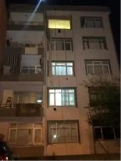 Son dakika haberleri... Doğal gaz patlaması apartman sakinlerine korku yaşattı Son dakika haberleri... Doğal gaz patlaması apartman sakinlerine korku yaşattı