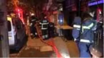Son dakika haberleri... Doğal gaz patlaması apartman sakinlerine korku yaşattı Son dakika haberleri... Doğal gaz patlaması apartman sakinlerine korku yaşattı