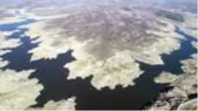 Edirne'nin içme suyunu sağlayan baraj kurudu; 36 saat kesinti uygulanıyor Edirne'nin içme suyunu sağlayan baraj kurudu; 36 saat kesinti uygulanıyor