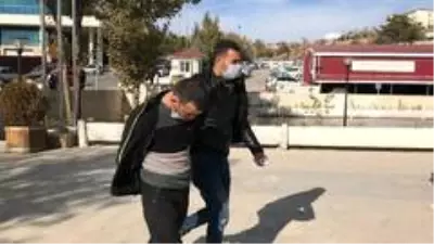 Arandıkça üzerinden kokain çıktı, tutuklandı Arandıkça üzerinden kokain çıktı, tutuklandı