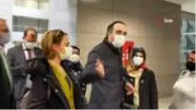 Eşini bıçaklayarak öldüren kocaya ağırlaştırılmış müebbet hapis Eşini bıçaklayarak öldüren kocaya ağırlaştırılmış müebbet hapis