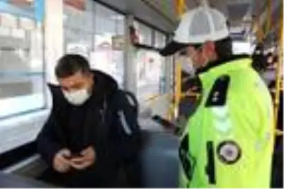 Son dakika haberleri... Eskişehir'de toplu taşıma araçlarında 'koronavirüs' denetimi Son dakika haberleri... Eskişehir'de toplu taşıma araçlarında 'koronavirüs' denetimi