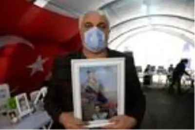 Son dakika haberleri | Evlat nöbetindeki asker babası: 9 yaşındaki bir çocuğu kaçırmak hangi ideolojiye sığar Son dakika haberleri | Evlat nöbetindeki asker babası: 9 yaşındaki bir çocuğu kaçırmak hangi ideolojiye sığar