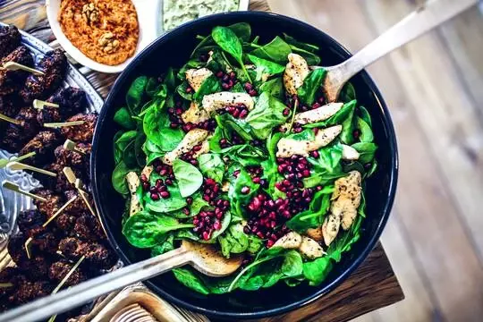 Farklı Salata Tarifleri: Sağlıklı ve lezzetli salata tarifleri Farklı Salata Tarifleri: Sağlıklı ve lezzetli salata tarifleri