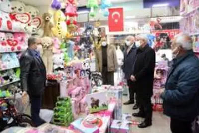 Güder, esnafın sorunlarını dinledi Güder, esnafın sorunlarını dinledi