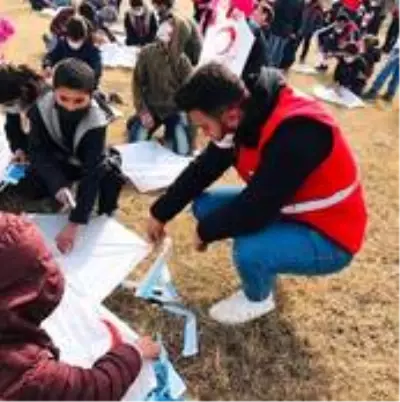 Gürpınar'da uçurtma şenliği Gürpınar'da uçurtma şenliği