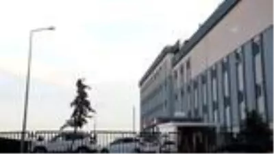 Hastanenin çatı katında çıkan yangın büyümeden söndürüldü Hastanenin çatı katında çıkan yangın büyümeden söndürüldü