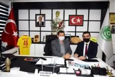 Hizmet İş Sendikası ile Demirci Belediyesi arasında toplu iş sözleşmesi imzalandı Hizmet İş Sendikası ile Demirci Belediyesi arasında toplu iş sözleşmesi imzalandı