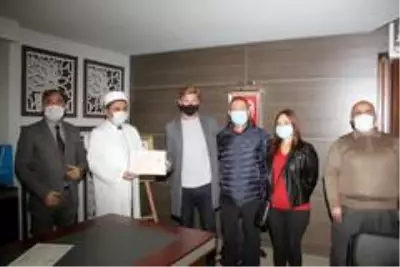 İngiliz 'Sam' Müslüman 'Sami' oldu İngiliz 'Sam' Müslüman 'Sami' oldu