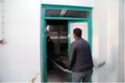 İran sınırında 3 kaçak göçmen donarak öldü İran sınırında 3 kaçak göçmen donarak öldü