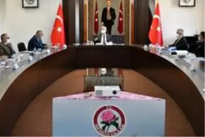 Isparta'da karayolları kış önlemleri masaya yatırıldı Isparta'da karayolları kış önlemleri masaya yatırıldı
