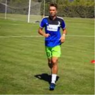İzmir futbolu Malik Tahirler'e ağlıyor İzmir futbolu Malik Tahirler'e ağlıyor
