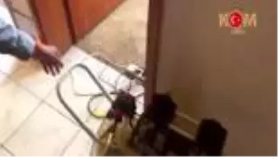 Kaçak sigara imalatı yaptığı iddia edilen 5 kişi yakalandı Kaçak sigara imalatı yaptığı iddia edilen 5 kişi yakalandı