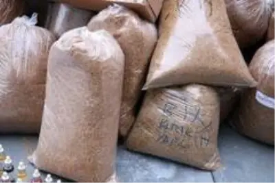Kahramanmaraş'ta 2 milyon liralık kaçak tütün ve makaron ele geçirildi Kahramanmaraş'ta 2 milyon liralık kaçak tütün ve makaron ele geçirildi