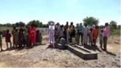 Kamerunlular Cansuyu Derneği sayesinde suya kavuşmanın sevincini yaşadı Kamerunlular Cansuyu Derneği sayesinde suya kavuşmanın sevincini yaşadı