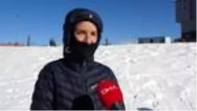 Kar yağmayan Uludağ'da, suni kar sürprizi Kar yağmayan Uludağ'da, suni kar sürprizi