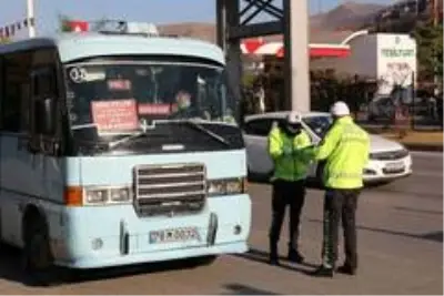Karantinasının son gününde dışarı çıktı, 3 bin 500 TL ceza yedi Karantinasının son gününde dışarı çıktı, 3 bin 500 TL ceza yedi