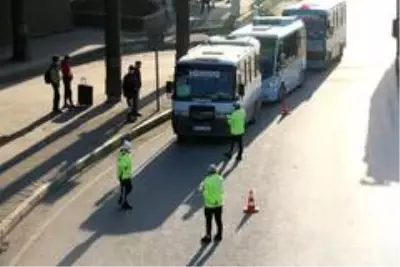 Karantinasının son gününde dışarı çıktı, 3 bin 500 TL ceza yedi Karantinasının son gününde dışarı çıktı, 3 bin 500 TL ceza yedi