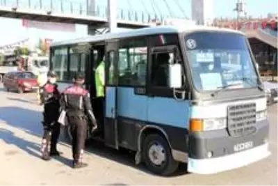 Karantinasının son gününde dışarı çıktı, 3 bin 500 TL ceza yedi Karantinasının son gününde dışarı çıktı, 3 bin 500 TL ceza yedi