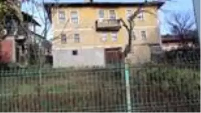 Konuralp Antik Tiyatro çevresindeki tescilli evler restore edilecek Konuralp Antik Tiyatro çevresindeki tescilli evler restore edilecek