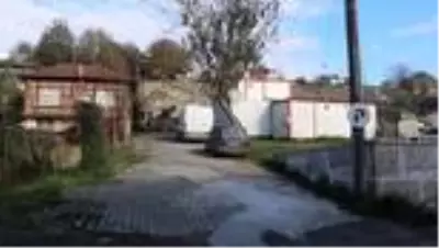 Konuralp Antik Tiyatro çevresindeki tescilli evler restore edilecek Konuralp Antik Tiyatro çevresindeki tescilli evler restore edilecek