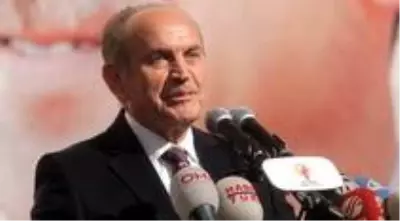 Koronavirüs testi pozitif çıkan Kadir Topbaş hastaneye kaldırıldı Koronavirüs testi pozitif çıkan Kadir Topbaş hastaneye kaldırıldı