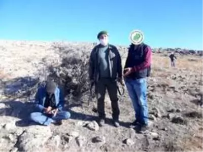 Kuş avlamak için kaçak avcı kulübesi yapan şahıslara ceza Kuş avlamak için kaçak avcı kulübesi yapan şahıslara ceza