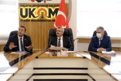 Malatya Büyükşehir'de toplu iş sözleşmesi yüzde 20 zamla sonuçlandı Malatya Büyükşehir'de toplu iş sözleşmesi yüzde 20 zamla sonuçlandı