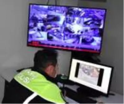 Marmaris'te mobeseden trafik kurallarına uymadığı belirlenen 360 sürücüye ceza Marmaris'te mobeseden trafik kurallarına uymadığı belirlenen 360 sürücüye ceza